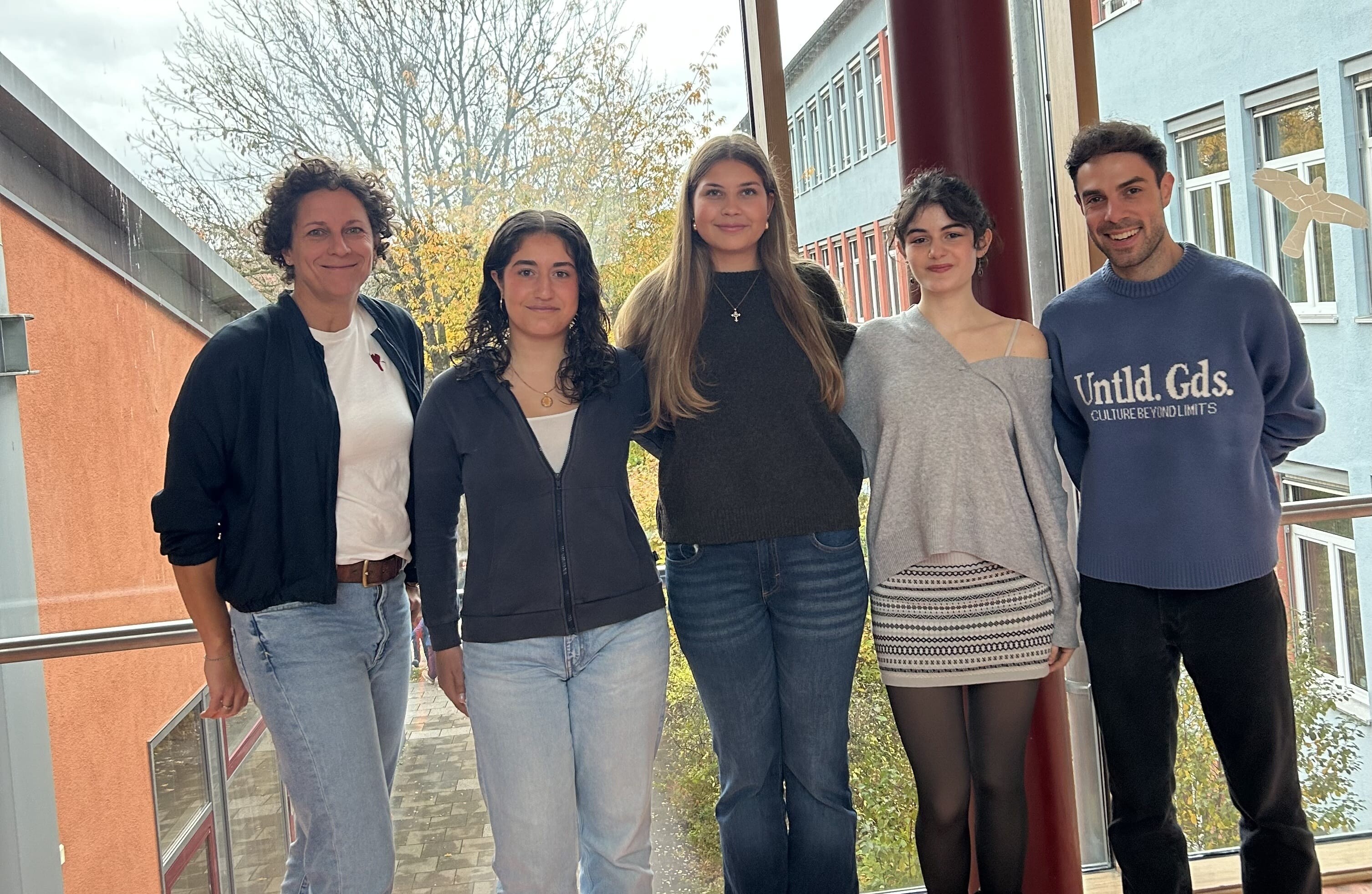 Zu sehen sind die neuen Sch&uuml;lersprecherinnen