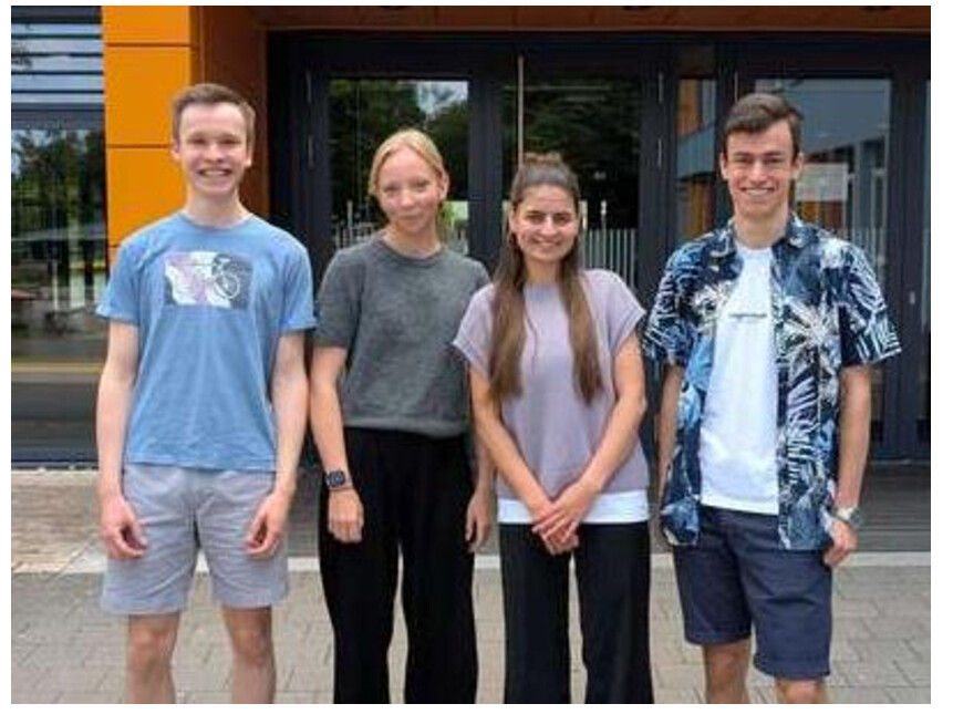 Foto von nton Buchmann, Elisabeth Seitz, Rebekka Leicht und Jakob Remlinger.